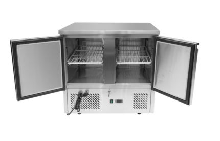 Mesa Bajo Mostrador Compacta Refrigerada 2 Puertas 900x700mm sin Peto Gasfrit GF063 hostelería profesional — vista lateral