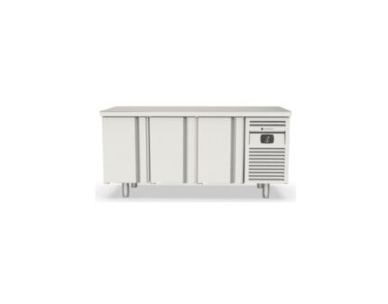 Mesa Fría Central GN 1/1 Pasante 399 L CORECO MFCG-200 - 3 Puertas