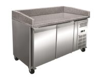 Vista general de mesa refrigerada para pizza de 2 o 3 puertas, referencia PZ2600TN, de Clima Hostelería