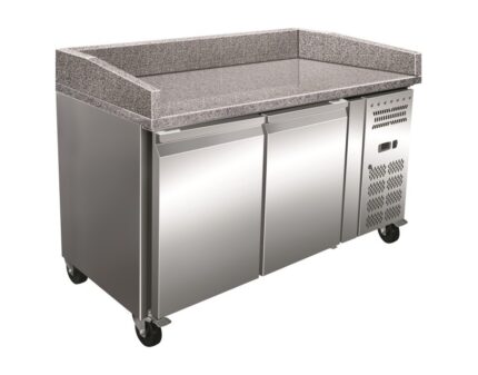 Vista general de mesa refrigerada para pizza de 2 o 3 puertas, referencia PZ2600TN, de Clima Hostelería